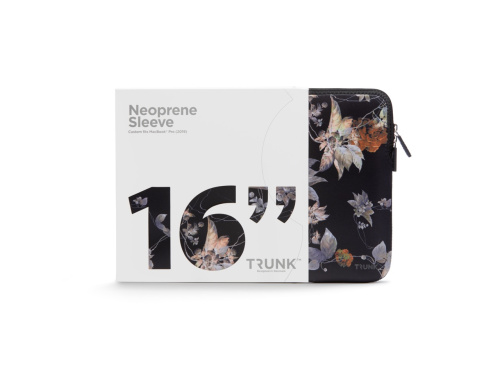 TRUNK 16" MacBook Pro Sleeve (2019) - Black Flower