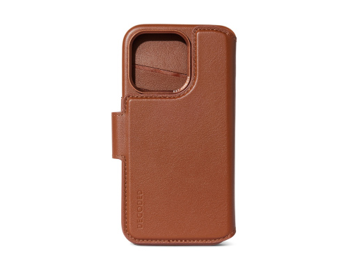 Decoded Leather Detachable Wallet - iPhone 15 - Tan